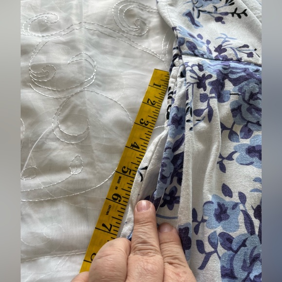 For Cynthia XL White w/Blue Floral Print Sleeveless MidAxi Dress - Picture 13 of 14